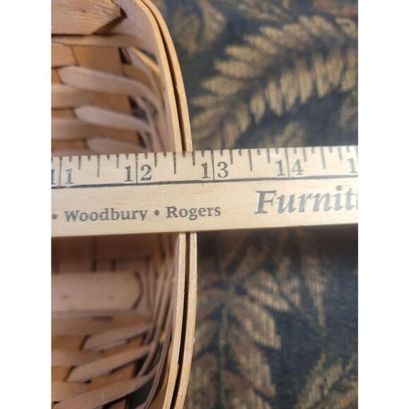 Vintage Longaberger Medium Gathering Basket with Swing Handles - Picture 10 of 11